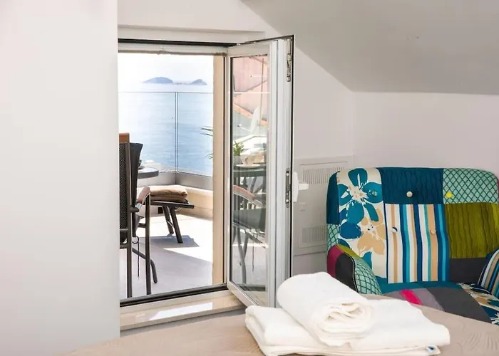 Διαμέρισμα Golden Fantasy