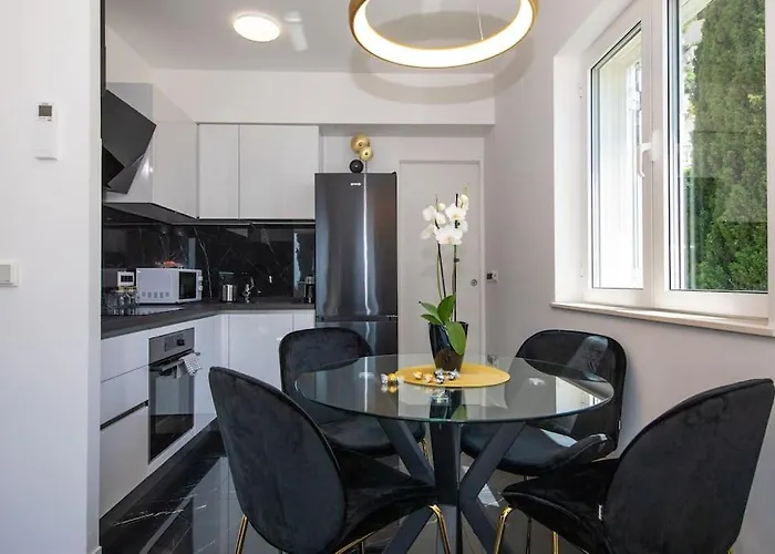 Golden Fantasy Apartament